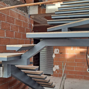 017_Escalera 02